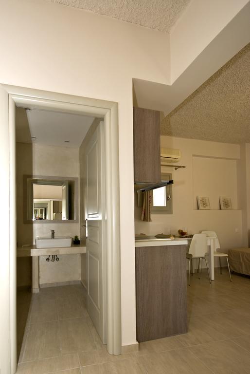 Alafouzos Studios & Apartments Kamári Pokoj fotografie